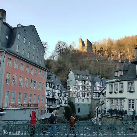 Altes Direktorenhaus Seidenfabrik Monschau