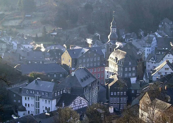 Altes Direktorenhaus Seidenfabrik Monschau