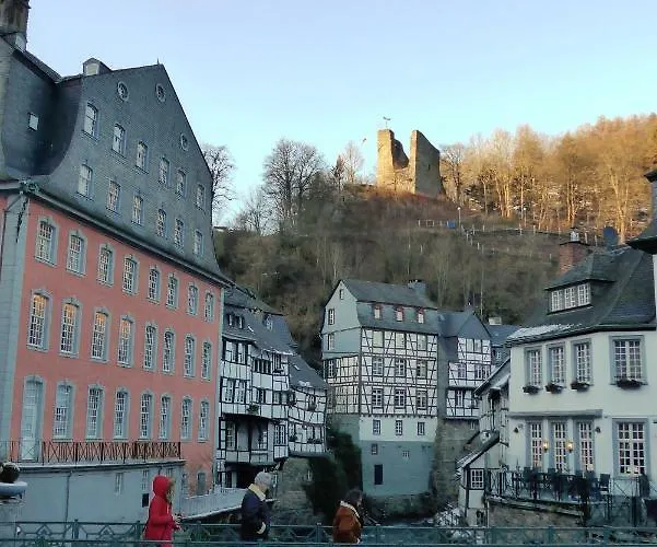Altes Direktorenhaus Seidenfabrik Monschau